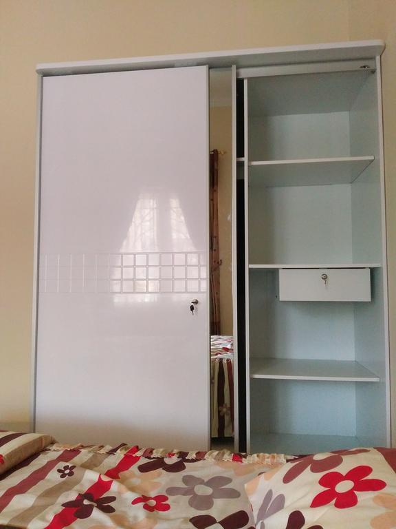 Jasmine Park Guest House Semarang Zewnętrze zdjęcie